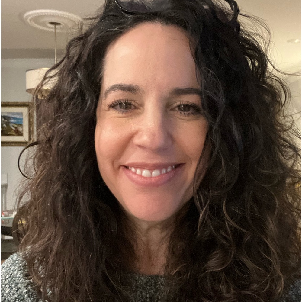 Meet your Posher, Lorie
